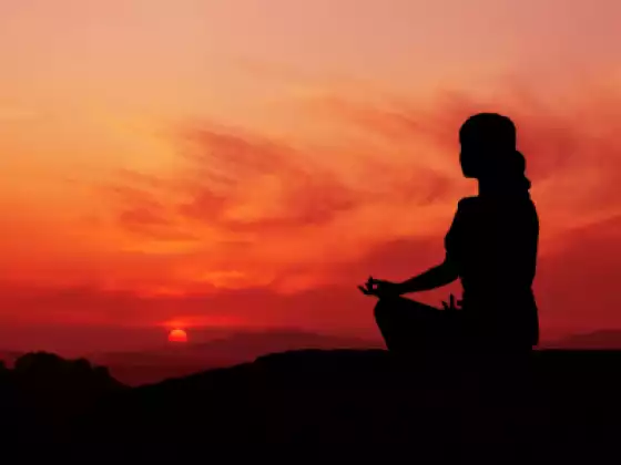 7 Salam Yoga Chakra dan Meditasi