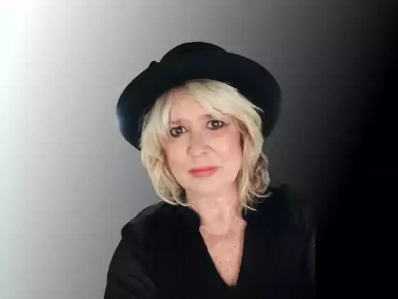 Landria Onkka,
Health & Wellness, Spirituality, Spirituality, Spirituality, Spirituality, Health & Wellness, Health & Wellness
Expert at Duygulu Zirve 2023: İçe Yolculuk, Başlayın!