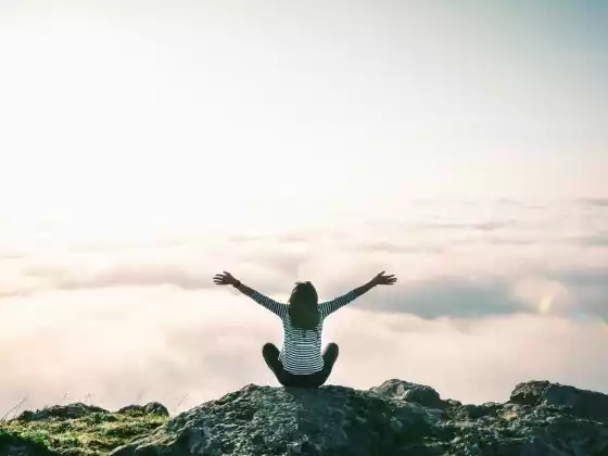 De Stuck to Thriving : une introduction aux Annales Akashiques